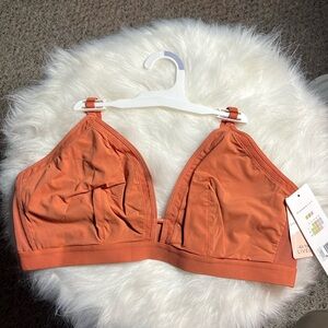 NWT Lively Seamless Bralette